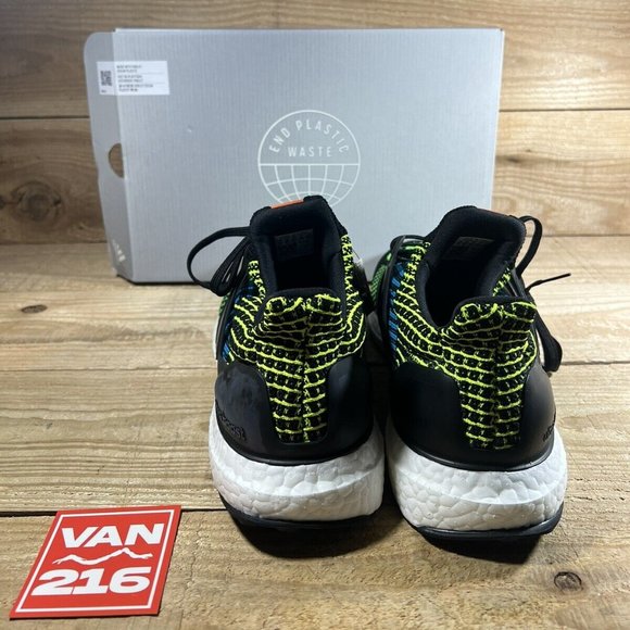 NEW Adidas Men\'s UltraBoost 5.0 DNA Black Green Running Shoes GX4103 main image 5